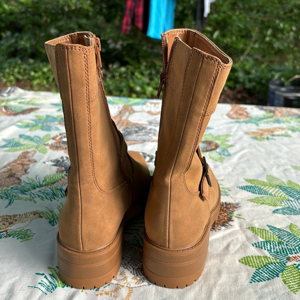 NWT Soul Naturalizer Newport Tan Faux Suede Zip Up Boots Buckles Soft Lining 7.5 - Picture 5 of 16